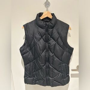 Sleeveless vest